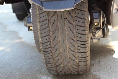 spyder_tires_3007.jpg